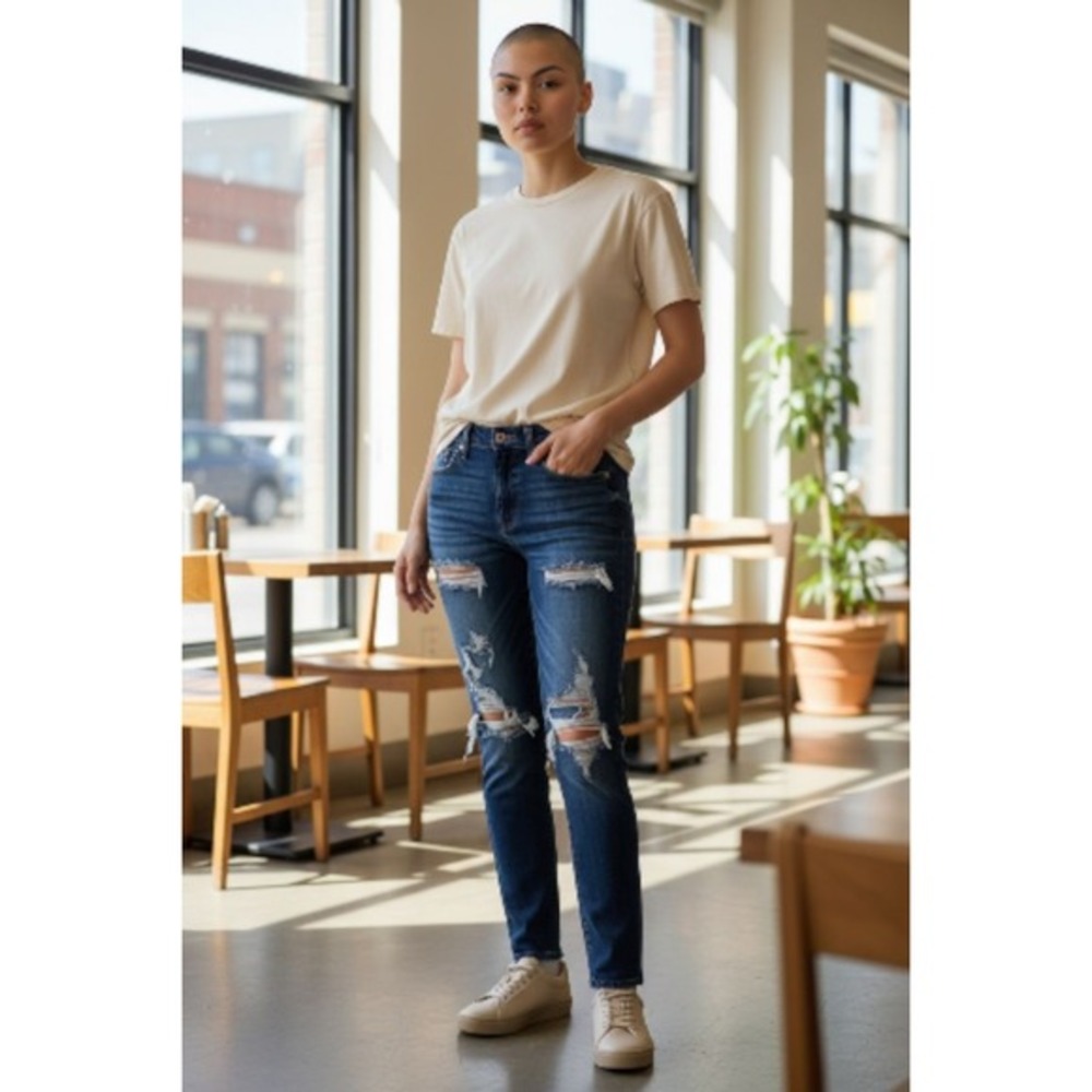 Aeropostale Stretch Mom Jeans Dark‎ Wash Distressed Denim Size 00 Reg